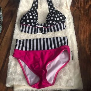 NBW Matching bathing suit top & bottoms